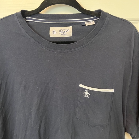 Original Penguin By Munsingwear Men's Medium Navy Short Sleve T-Shirt Size XL - Picture 2 of 4